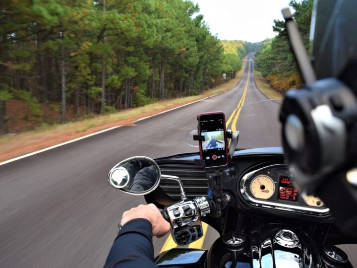 Na ulicach Cieszyna: motocyklista próbował uciec przed policją