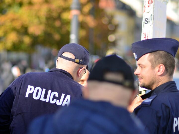 Wprowadzenie ścisłych środków bezpieczeństwa podczas spotkania piłkarskiego Ruch Chorzów kontra Widzew Łódź