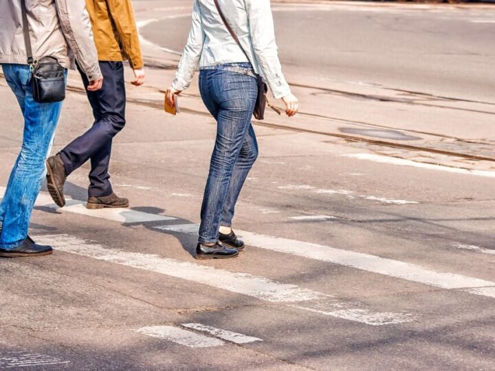 Policjanci w szkole: Bezpieczny start nowego roku dla uczniów
