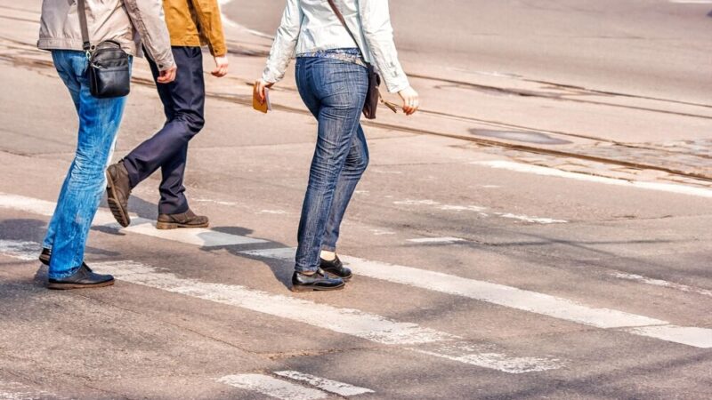 Policjanci w szkole: Bezpieczny start nowego roku dla uczniów
