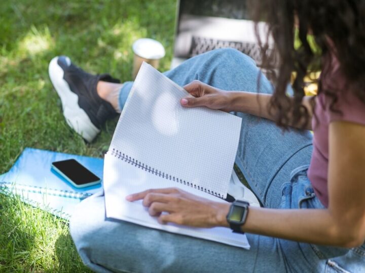 Biblioteka pod Chmurką wraca – odkryj radość czytania z całą rodziną!