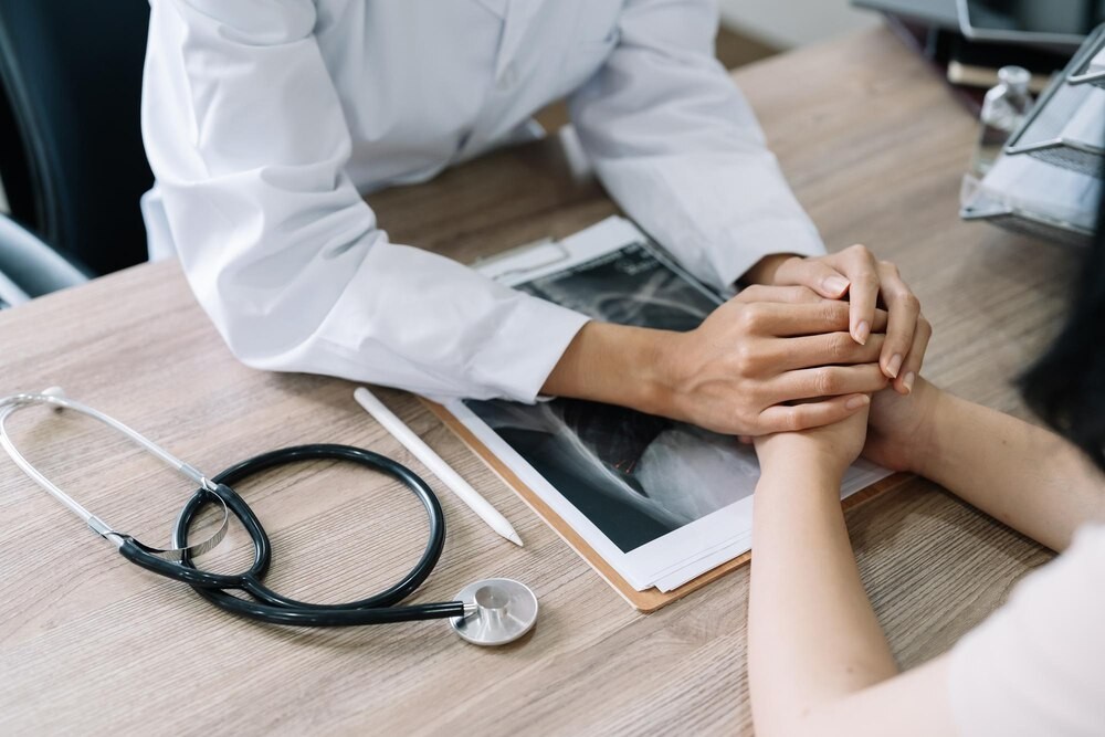 Policja w Chorzowie edukuje seniorów o zagrożeniach i oszustwach