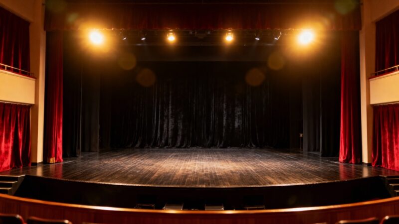 Teatr STEP znów w Katowicach z komedią „Poprawiny”!
