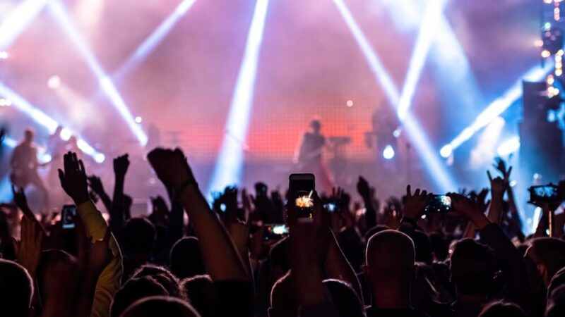 Andrzejkowy maraton fitness w wodzie: energia i relaks w MORiS Chorzów!