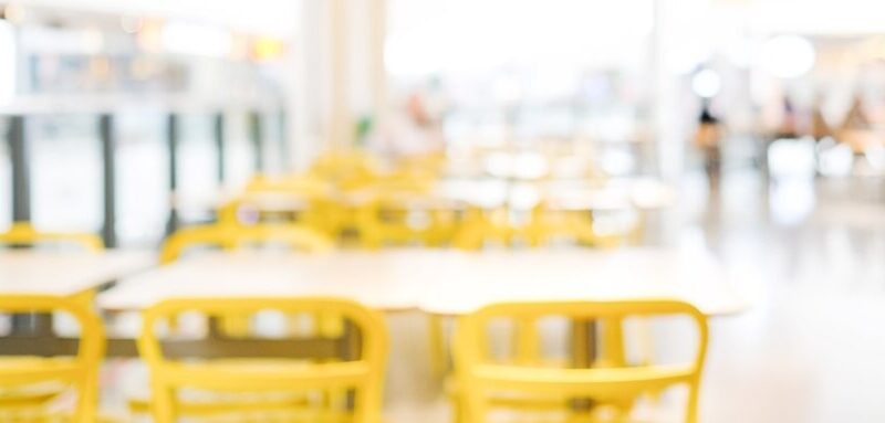 Klasa 2b odkrywa jesień w bibliotece: zajęcia pełne wiedzy i kreatywności