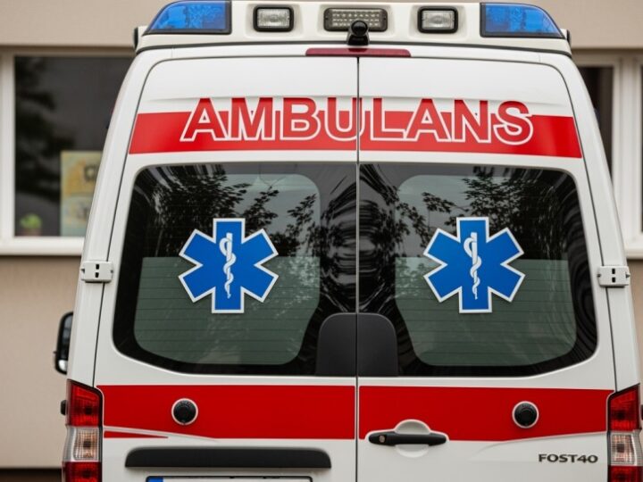 Tarnogórscy policjanci uratowali kierowcę w kryzysowej sytuacji