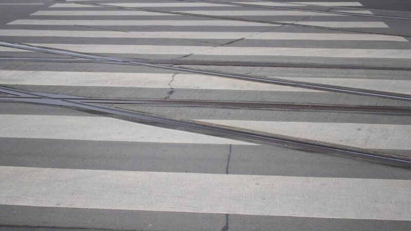 Wypadek na ul. Bytkowskiej: ruch wznowiony, kierowcy apelują o ostrożność