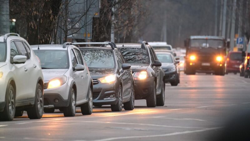 Utrudnienia w ruchu z okazji Wszystkich Świętych w Chorzowie