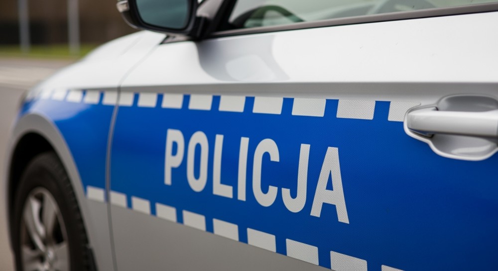 40-latek z nożem w sklepie zgłasza się na policję i trafia do aresztu