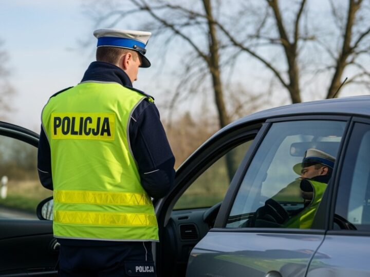 Zimowe bezpieczeństwo na drodze: jak przygotować się do podróży