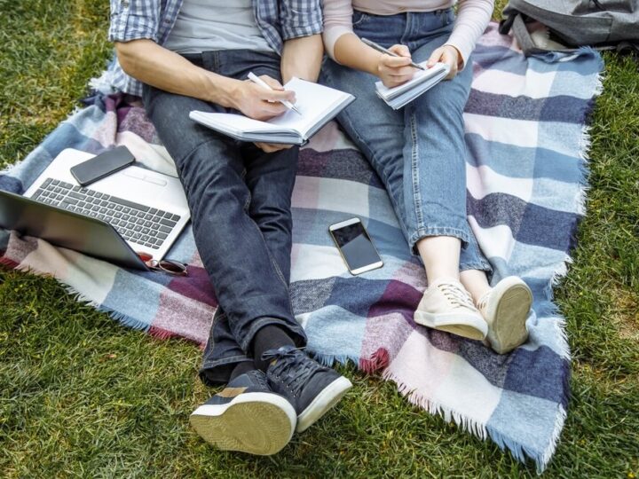 Przyszłość oświaty w Świętochłowicach: samorządy stają przed wyzwaniami i szansami