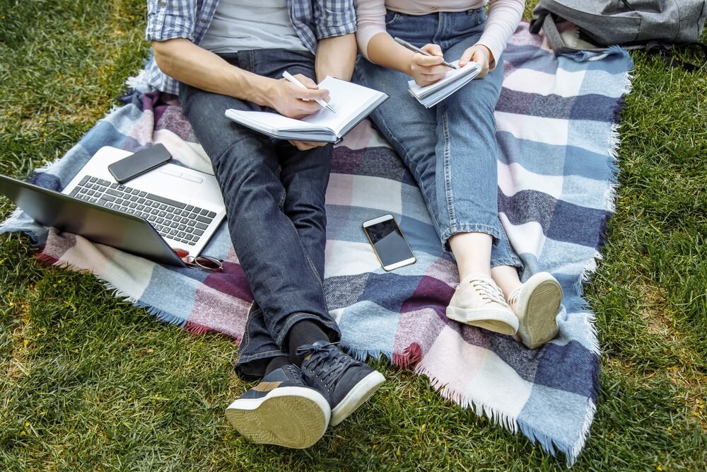 Przyszłość oświaty w Świętochłowicach: samorządy stają przed wyzwaniami i szansami