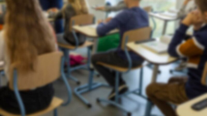 Uczniowie SP 16 odkrywają sekrety śląskich strojów na lekcjach tradycji