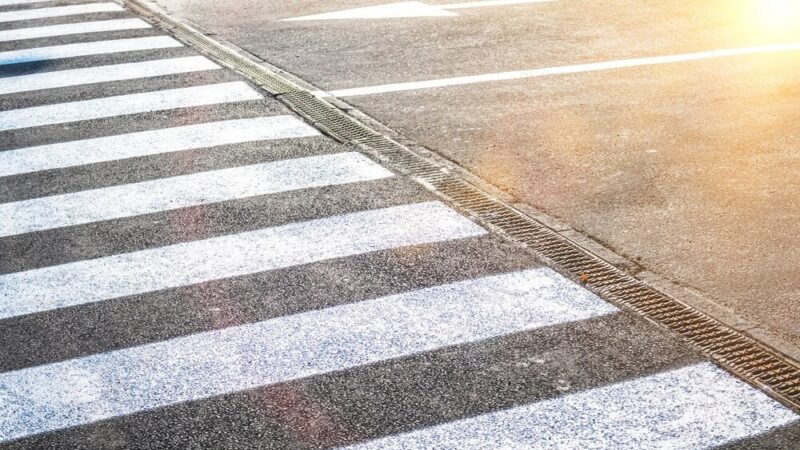 Śmiertelne potrącenie na DK 94 w Sosnowcu – zablokowany pas ruchu