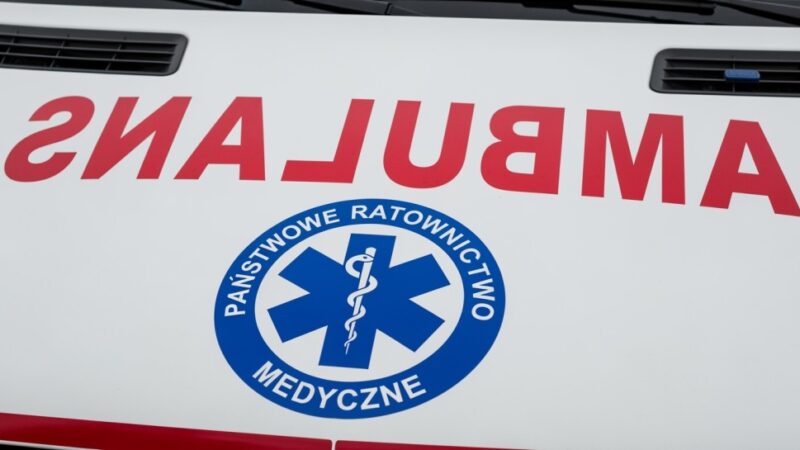 Niebezpieczne warunki na drogach: ślisko i niebezpiecznie!