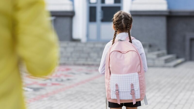 Chorzowscy uczniowie odkrywają sekrety biblioteki na lekcji regionalnej