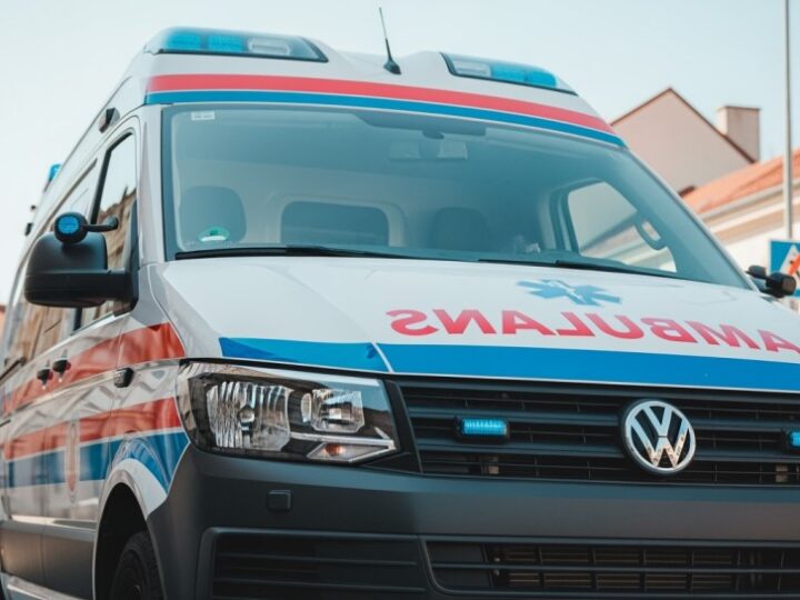 Odkryj najbliższe miejsca schronienia!