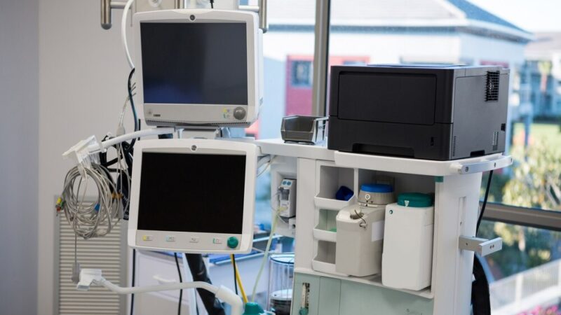 Jak chronić osoby z demencją przed zaginięciem?