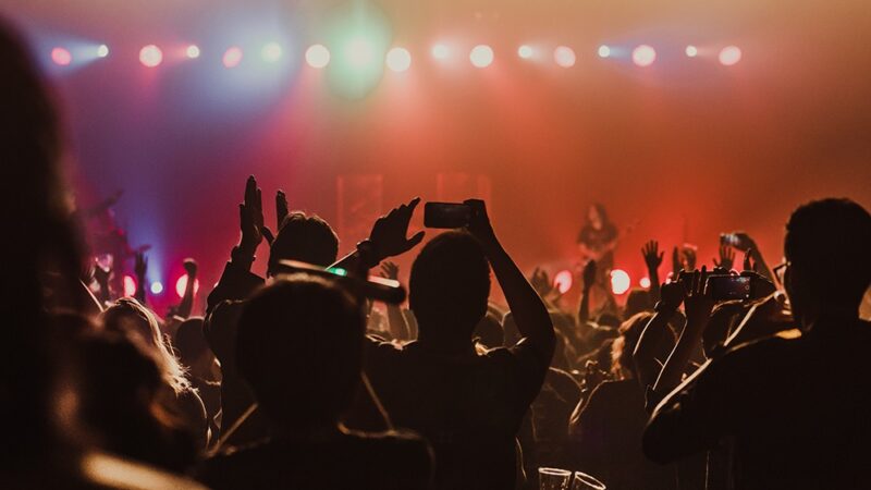 Karnawałowy koncert w Katowicach: dołącz do świętowania!