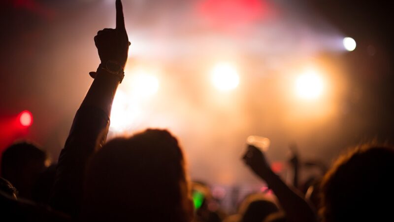 Świąteczny koncert Magdy Anioł i Adama Szewczyka: Muzyczna podróż w ChCK