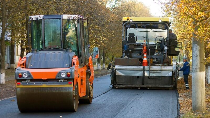 Nowy wiadukt na ul. Bagiennej zwiększa bezpieczeństwo i poprawia ruch kolejowy!