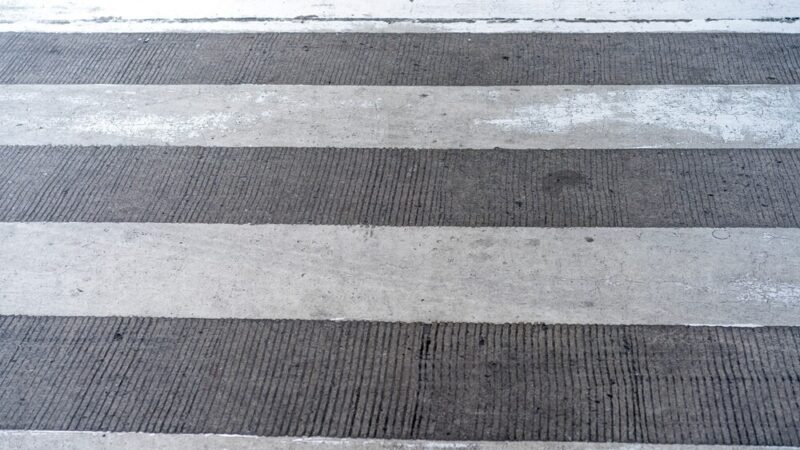 Potrącenie 10-latki w Świętochłowicach: kierowca otrzymał mandat za nieustąpienie pierwszeństwa