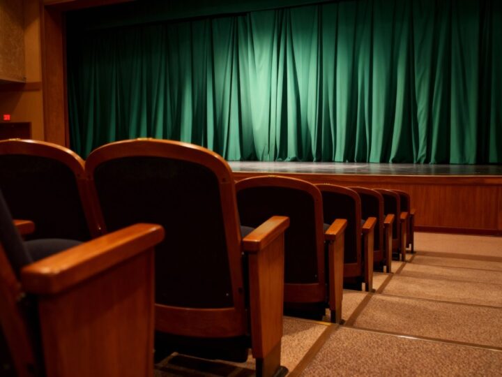 Orwell i Szekspir w Katowicach: Monodramowy maraton z jednym aktorem