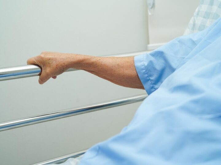 Policja dba o bezpieczeństwo dzieci w czasie ferii: kontrole autobusów na zimowiska