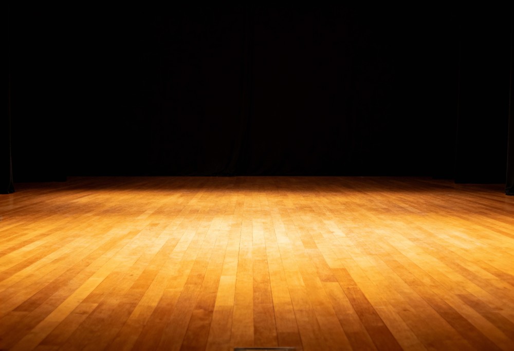 Komedia 'Na pełnej… światła, kamera… kompromitacja!’ oczarowała widownię w ChCK