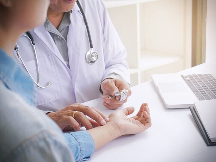 Węgiel pod ostrzałem krytyki: prawda o zdrowiu psa służbowego z KMP Rybnik