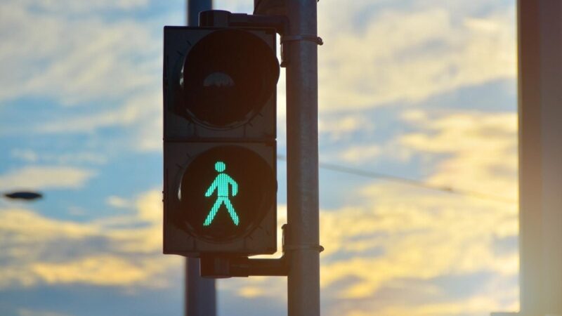 Drony w akcji: Policja zwiększa bezpieczeństwo pieszych