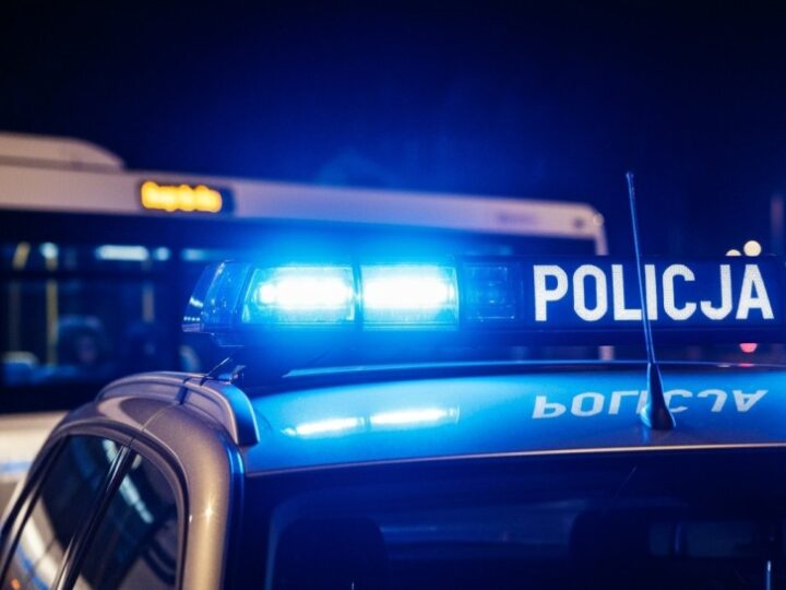 Sznupek, maskotka Policji, świętuje 22. urodziny z maluchami!