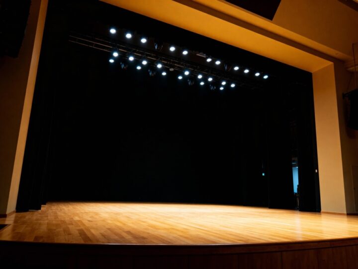 Wzruszająca premiera spektaklu „Torsja” od grupy Flow Moment