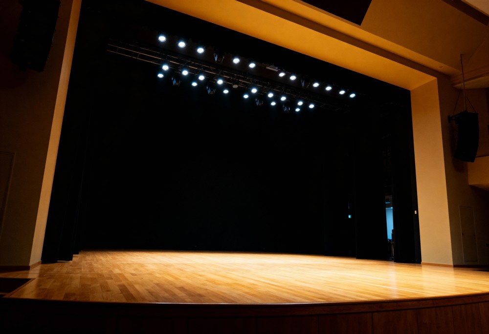 Wzruszająca premiera spektaklu „Torsja” od grupy Flow Moment