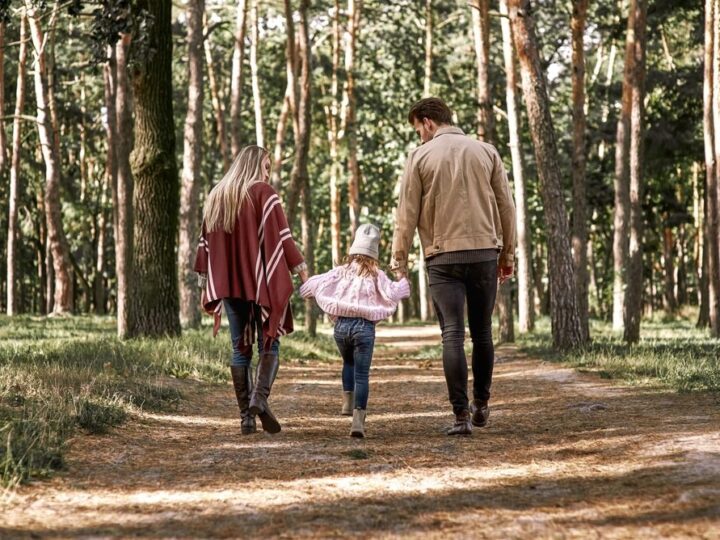 Policja nieustannie pomaga osobom bezdomnym przetrwać zimowe trudności