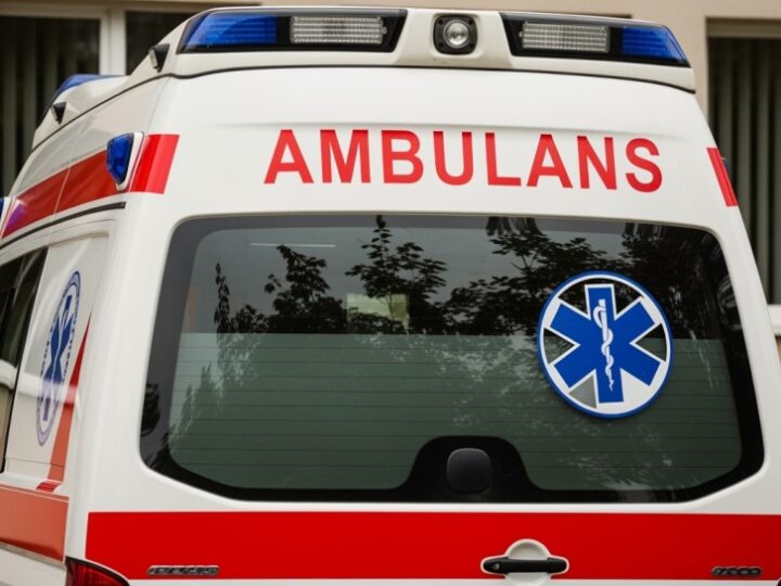 Policjanci z Gliwic ratują na drodze: szybka pomoc w Nieborowicach