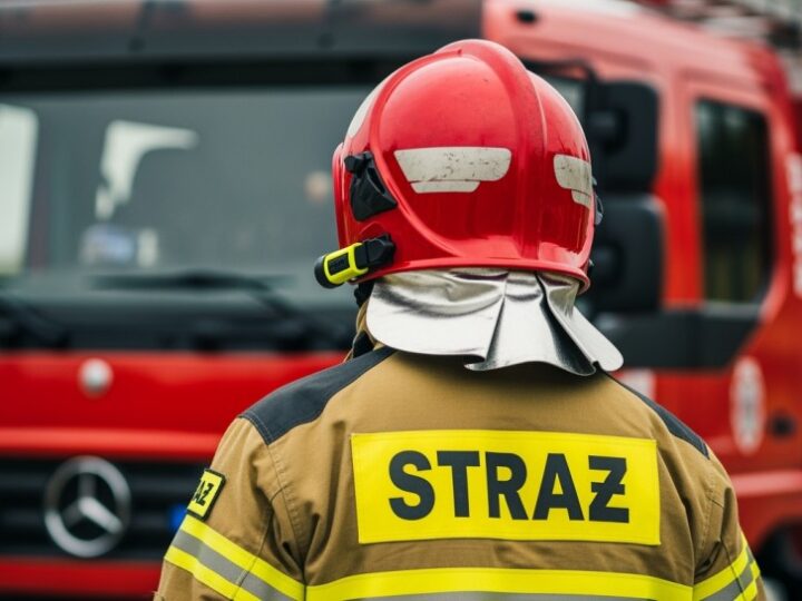 Chorzowscy policjanci odznaczeni za bohaterstwo w akcji ratunkowej podczas pożaru