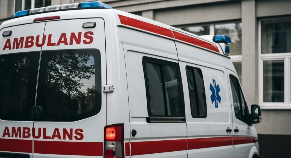 Bytomianin atakuje ratowników medycznych w karetce po interwencji na poboczu