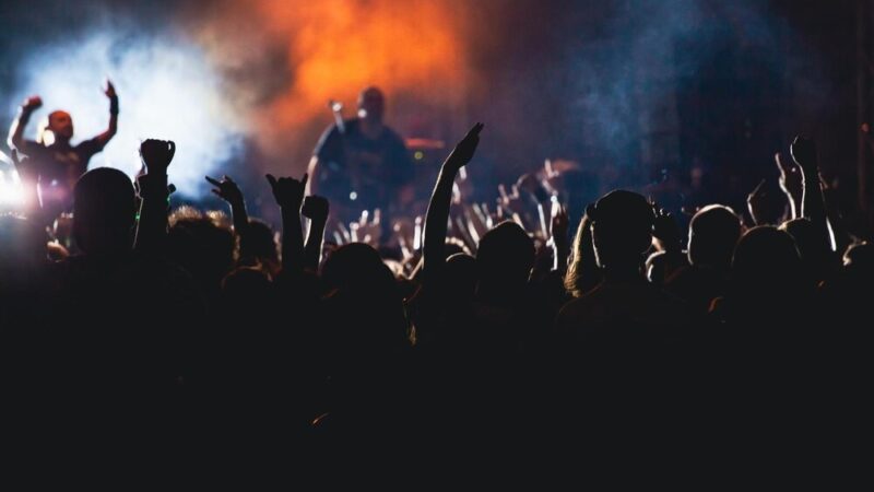 Bajkowy koncert pełen magii: niezapomniana przygoda dla rodzin!