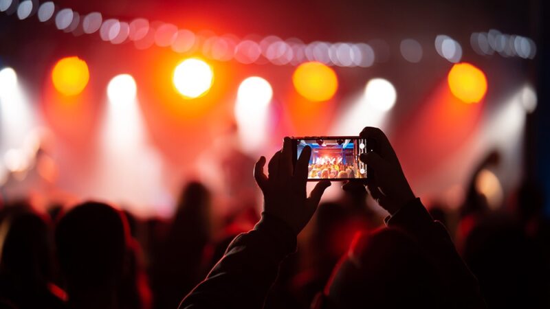 Randka na scenie: koncert pełen miłości Magdy Anioł i Adama Szewczyka