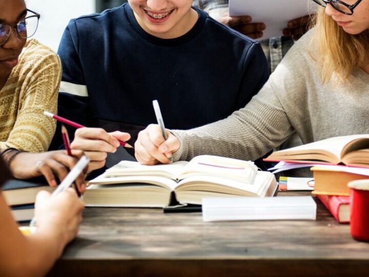 Edukacyjne nowości: XII Festiwal „WOM” 2026 i Giełda Książek Edukacyjnych