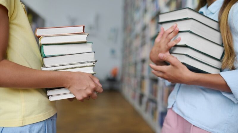 Wiosenne zmagania z poezją: Zespół Szkół Cogito podsumowuje konkurs recytatorski