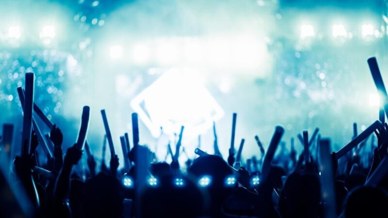 Czeska kultura w zaskakujących opowieściach Mariusza Szczygieła na festiwalu Jazz&Literatura 2026