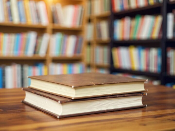 Kwitnące talenty i nowe nasadzenia przed chorzowską biblioteką