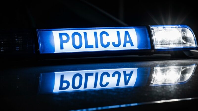 Mężczyzna aresztowany za nękanie nastolatki z użyciem sztucznej inteligencji
