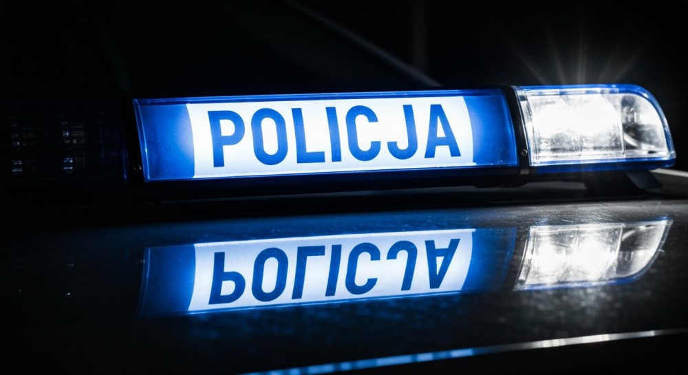 Mężczyzna aresztowany za nękanie nastolatki z użyciem sztucznej inteligencji