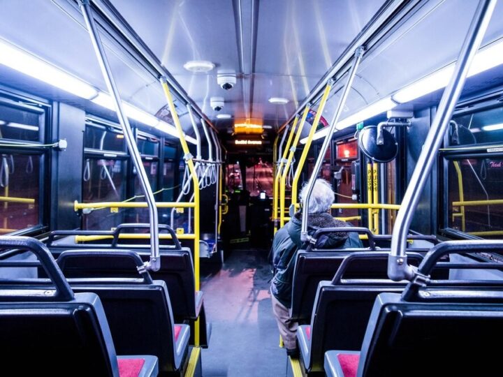 Elektryczna rewolucja w GZM: Solaris wprowadza nowe autobusy!