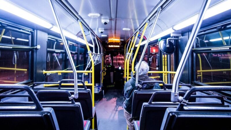 Elektryczna rewolucja w GZM: Solaris wprowadza nowe autobusy!
