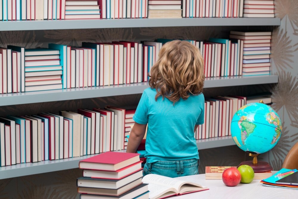 Wakacyjne warsztaty kulinarne w bibliotece: dzieci z Chorzowa odkrywają włoskie smaki!