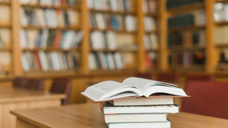 Kreatywna zabawa w bibliotece: atrakcje dla dzieci